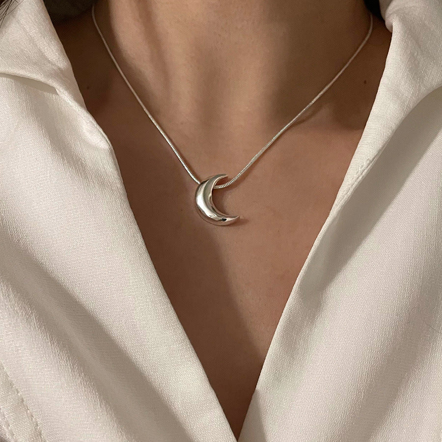 Crescent 925 Sterling Silver Necklace