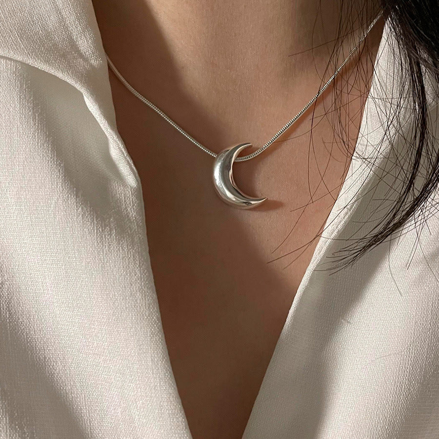 Crescent 925 Sterling Silver Necklace
